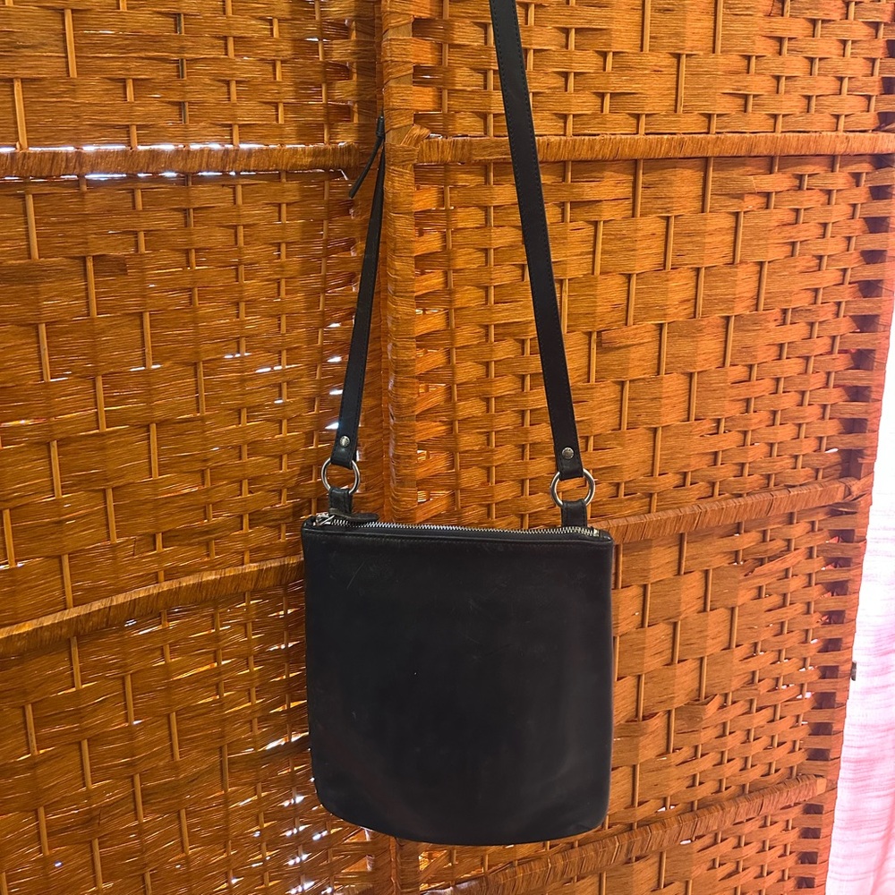 Coach Black Leather Crossbody Bag Unisex Vintage